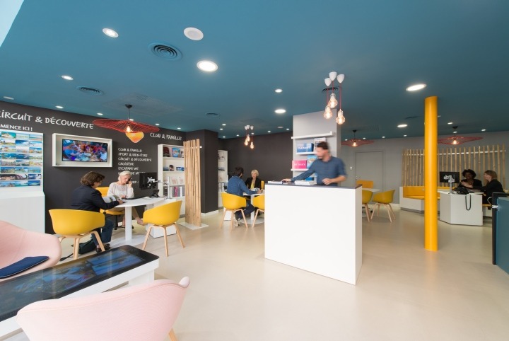 Thomas-Cook-Digital-Store-by-Bri